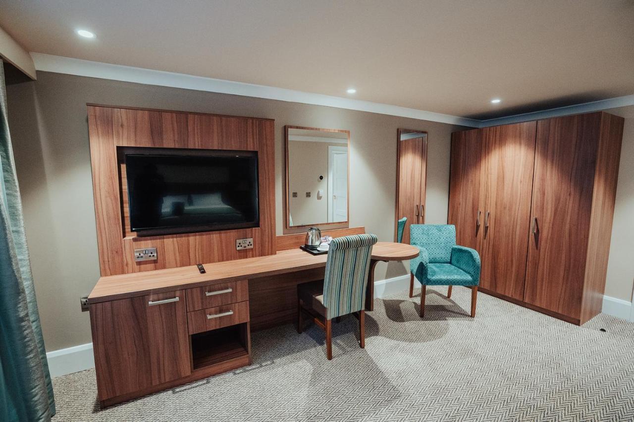 Dunadry And Gardens Hotel 4*