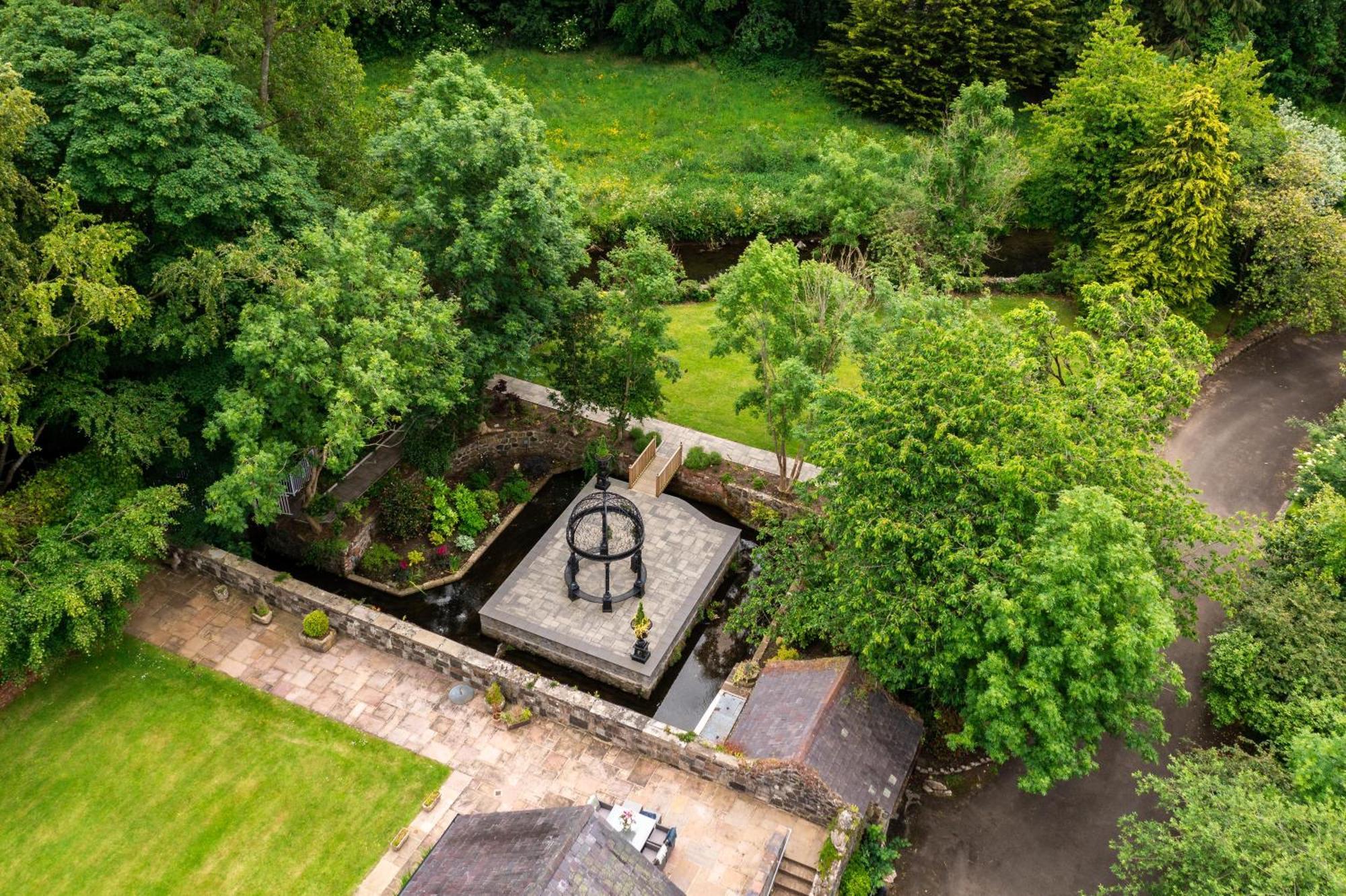 Dunadry And Gardens 4*